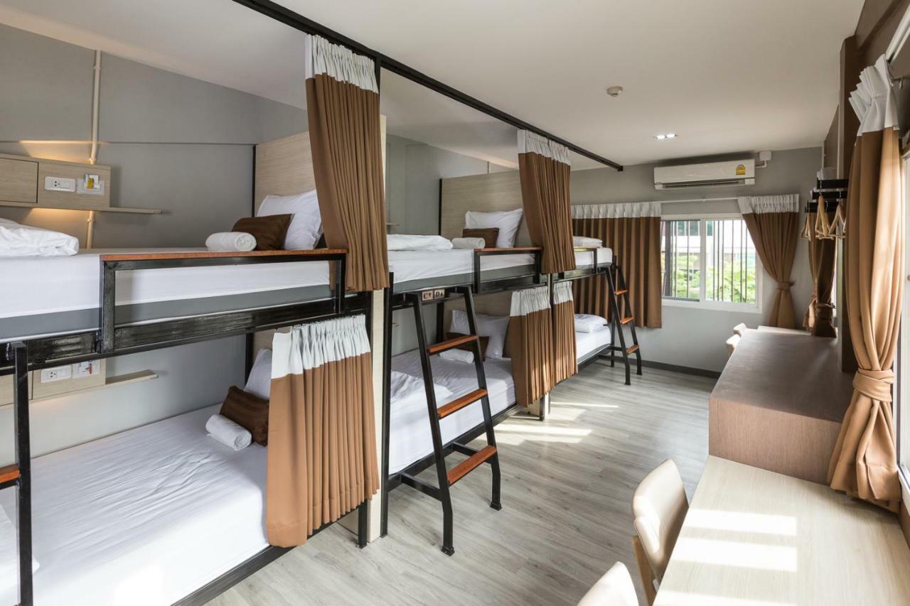 Siam Stadium Hostel Бангкок Екстер'єр фото
