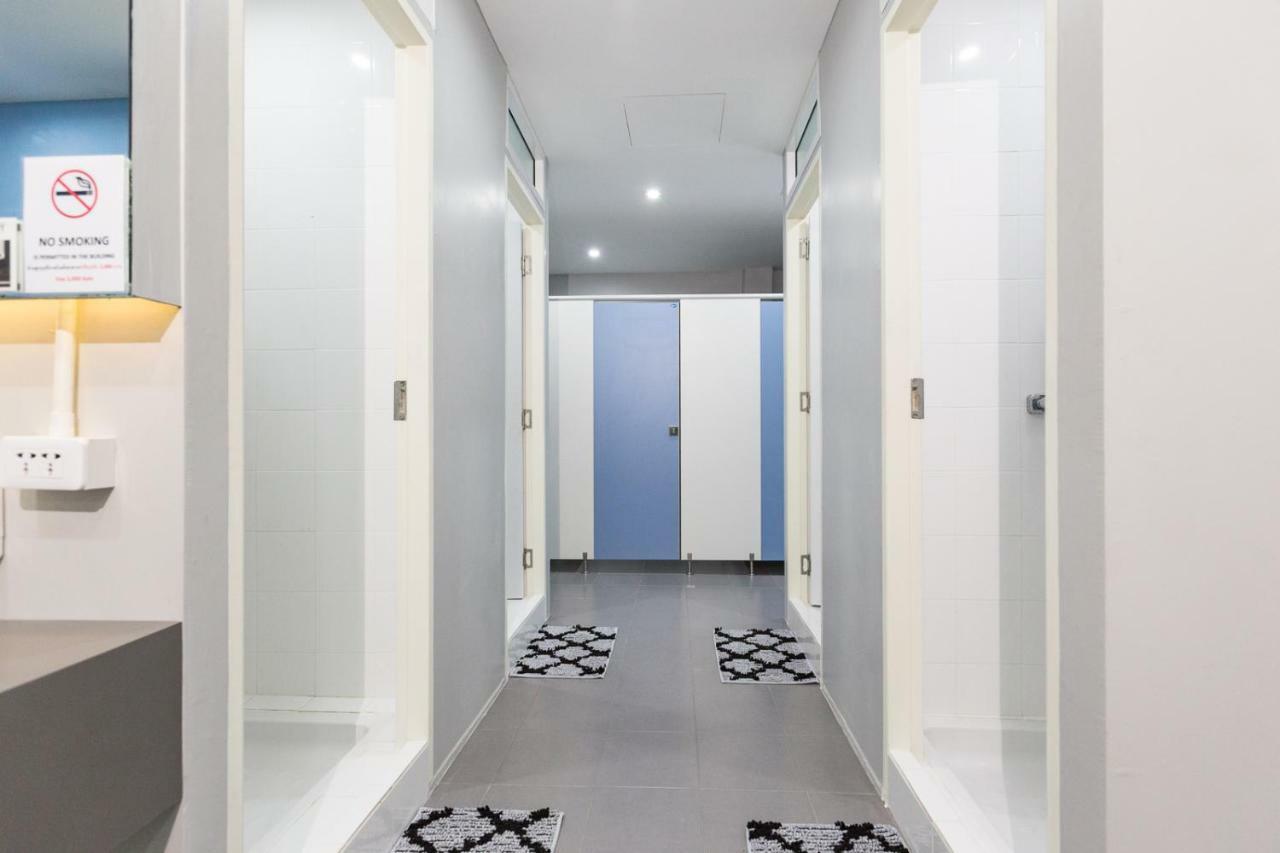 Siam Stadium Hostel Бангкок Екстер'єр фото